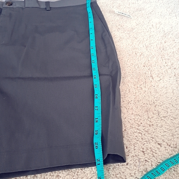 Buttoned Down Gray Chino Shorts. - Picture 6 of 6